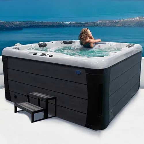 Deck hot tubs for sale in Elyria